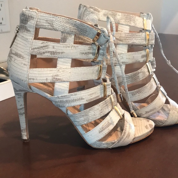 Vince Camuto Shoes - Vince Camuto heels! 👠